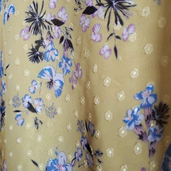 Ruffled Flowy Floral Chiffon Top - Picture 8 of 10